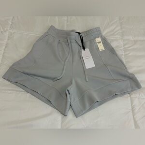 New Varley DoubleSoft Sz Small Alder High Rise Shorts